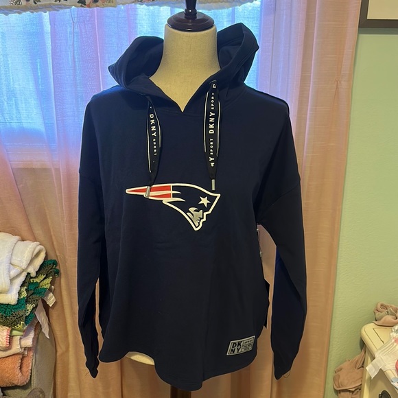 DKNY New England Patriots hoodie - Picture 1 of 8